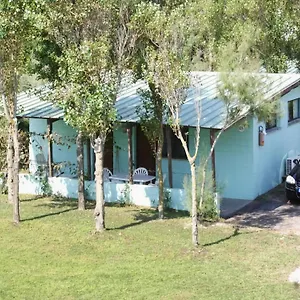 bungalow-in-rosolina-mare-with-a-shared-pool.hotelinveneto.com/